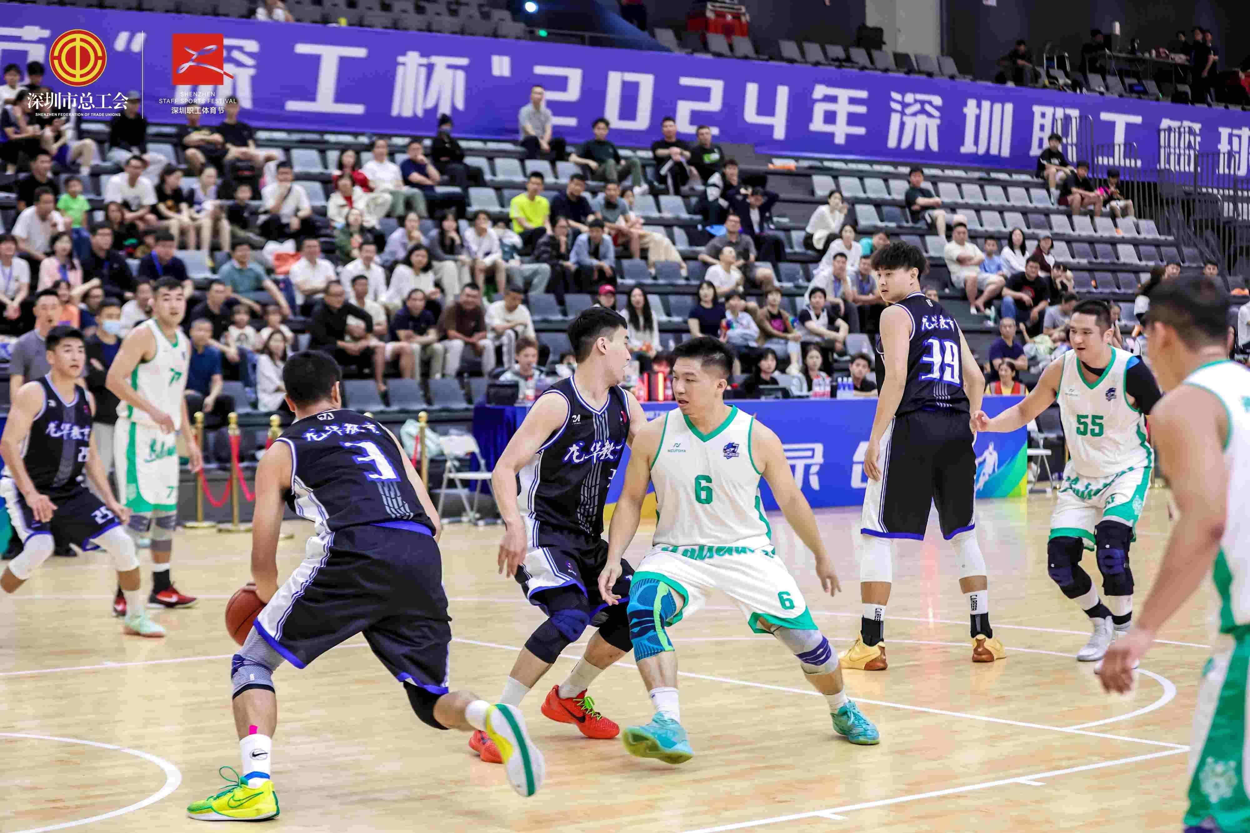 篮球赛场进入激烈角逐,球队争夺胜利的简单介绍 篮球赛场进入激烈角逐,球队争夺胜利的简单介绍