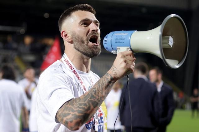 爱游戏官网app-名帅出战！欧预赛比赛巅峰对决来袭！的简单介绍