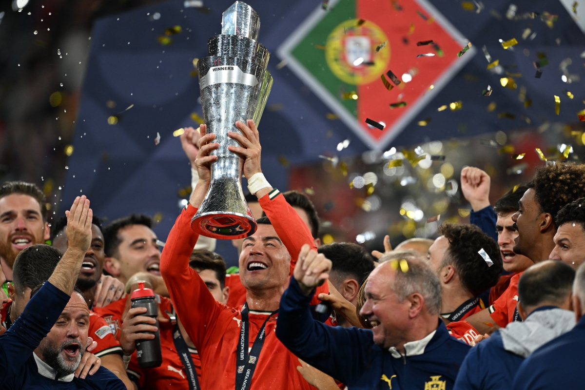 爱游戏app下载-里尔主场获胜，逼近联赛前三的简单介绍